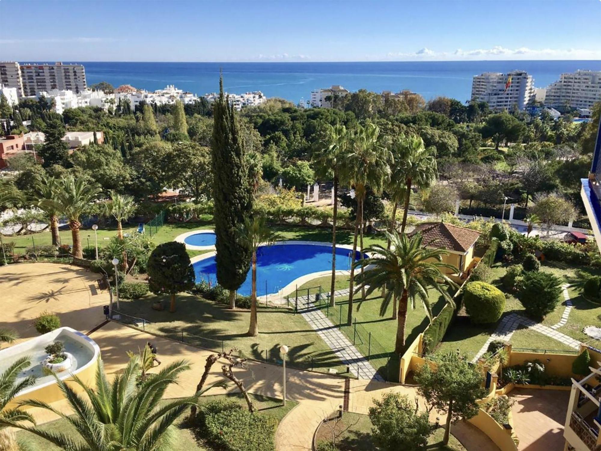 Skysea Benalmadena Puerto Marina Apartment Exterior photo