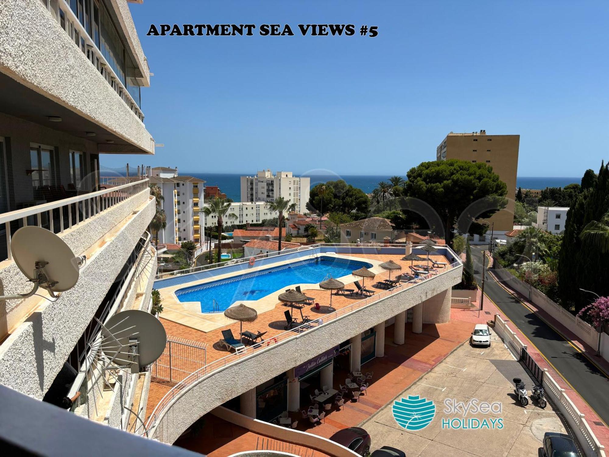 Skysea Benalmadena Puerto Marina Apartment Exterior photo
