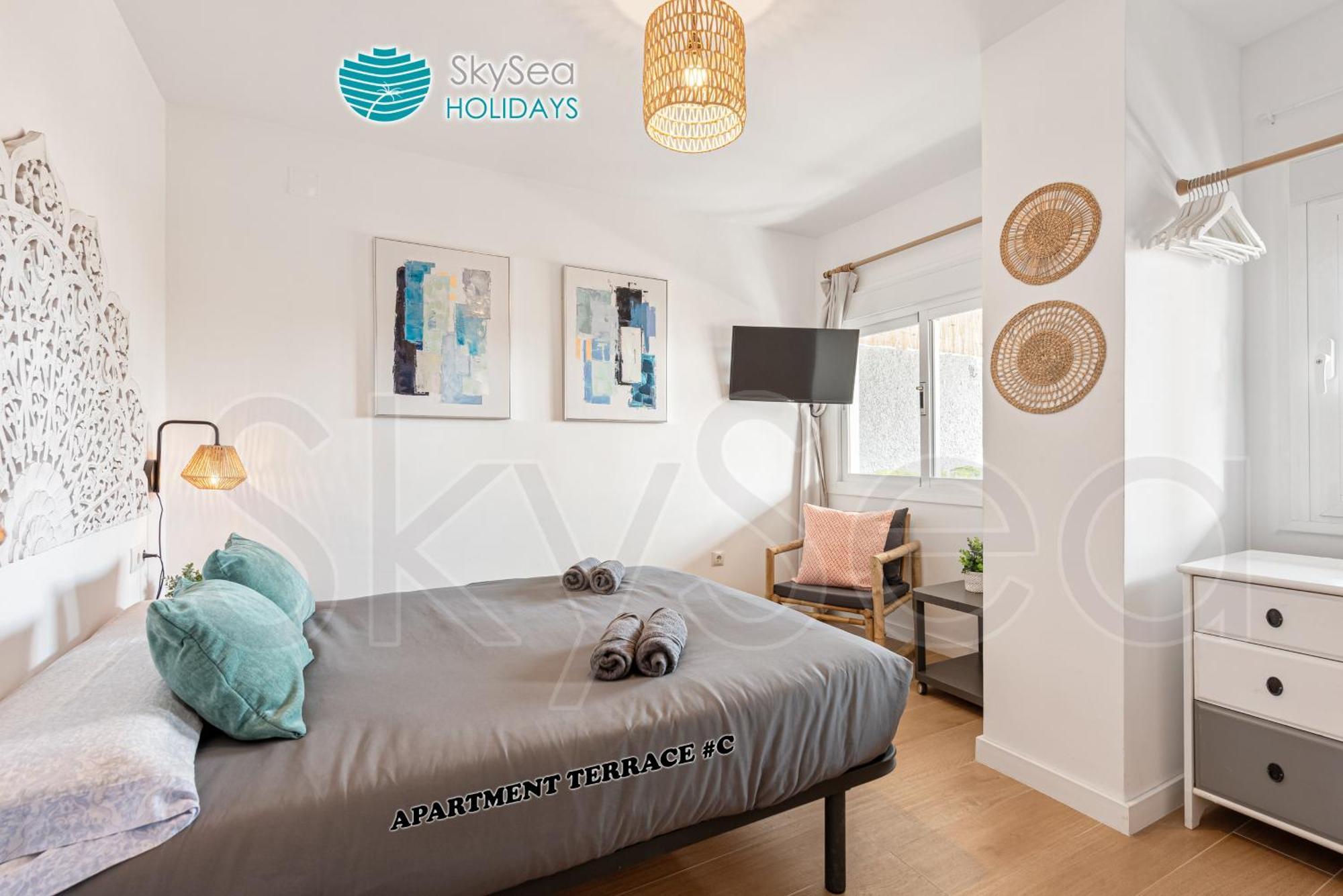 Skysea Benalmadena Puerto Marina Apartment Exterior photo