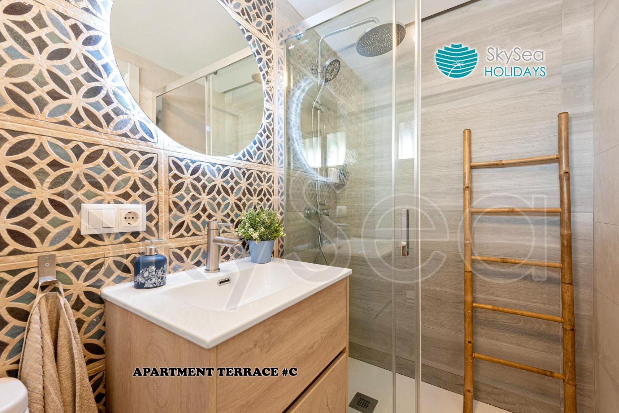 Skysea Benalmadena Puerto Marina Apartment Exterior photo