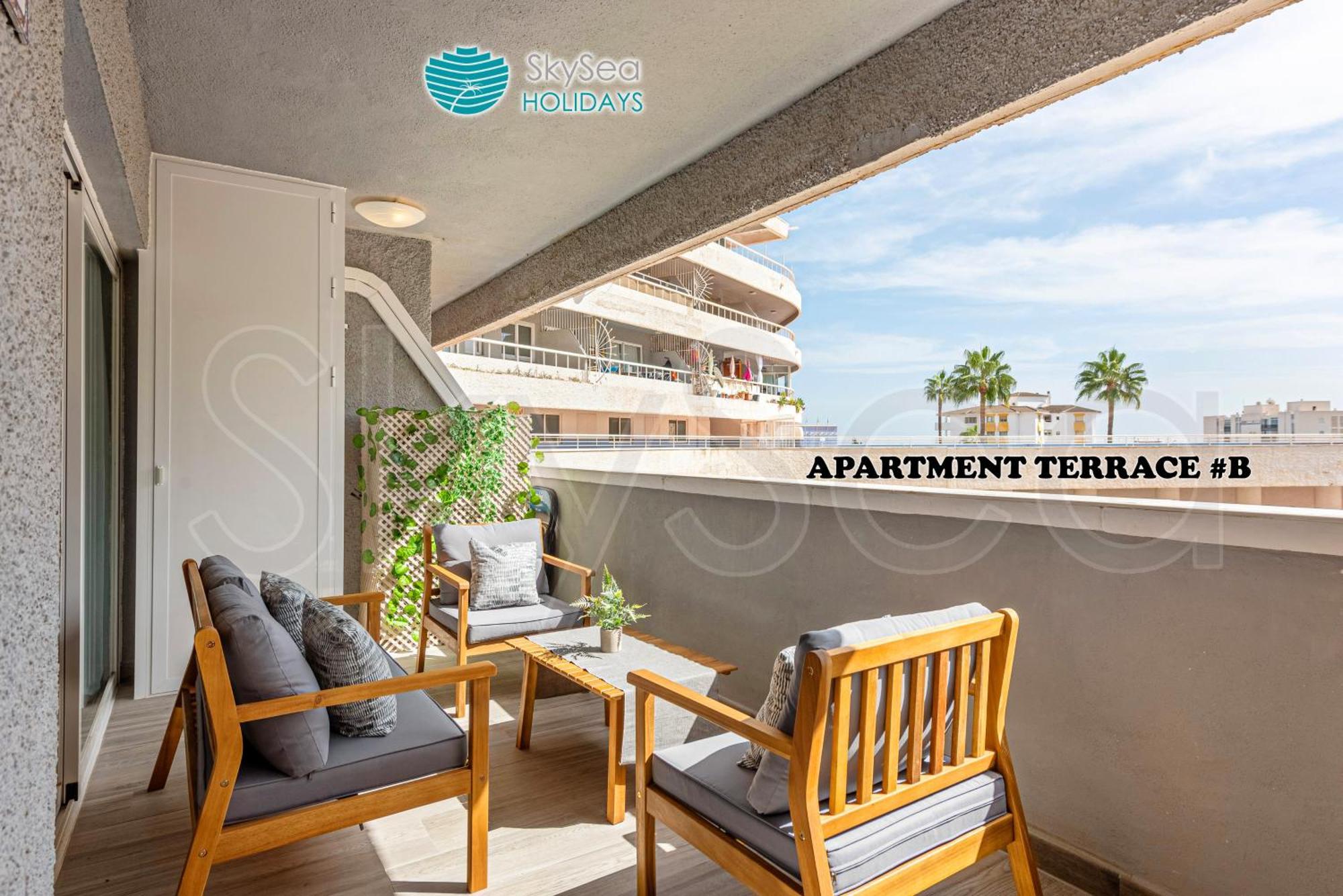 Skysea Benalmadena Puerto Marina Apartment Exterior photo