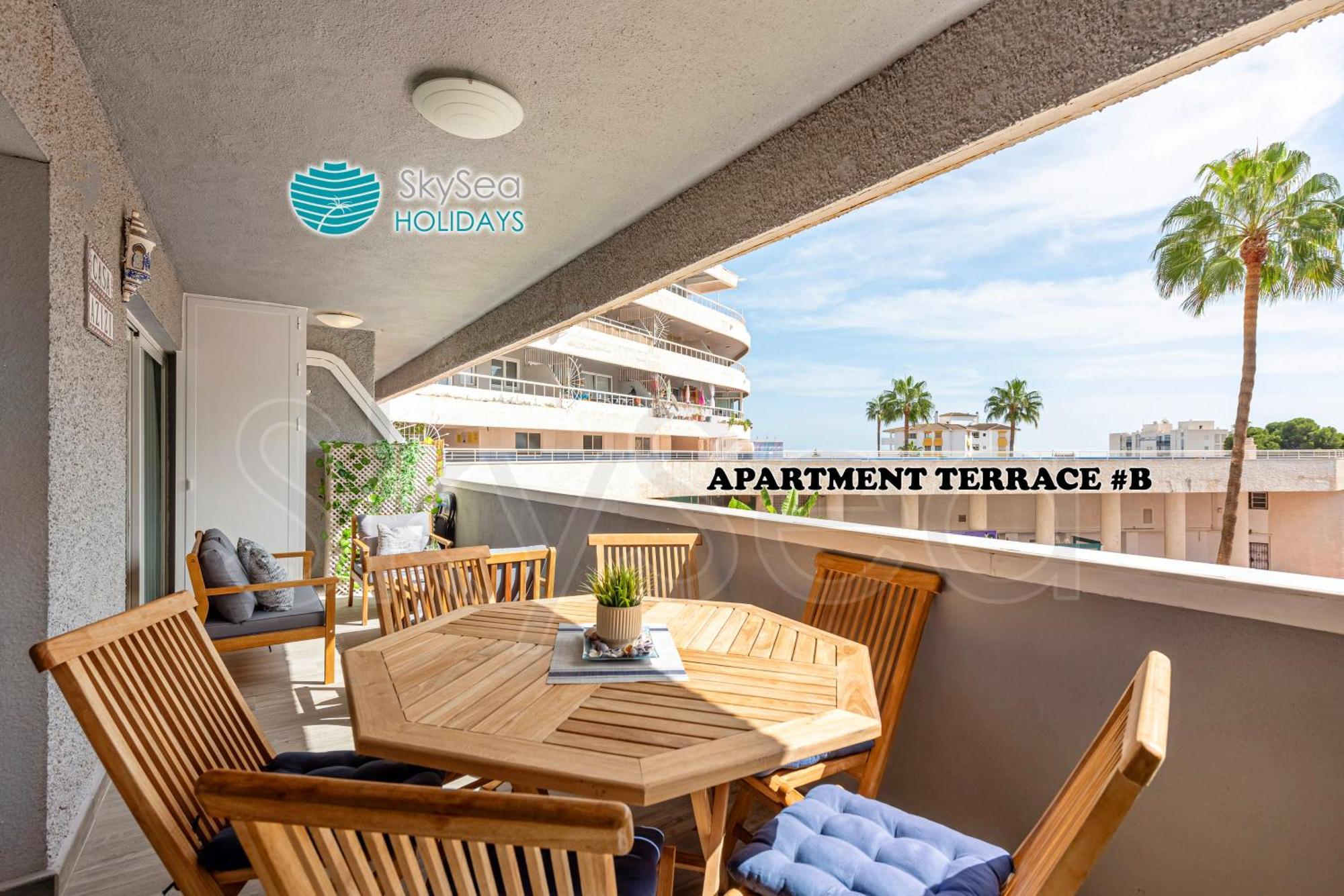 Skysea Benalmadena Puerto Marina Apartment Exterior photo