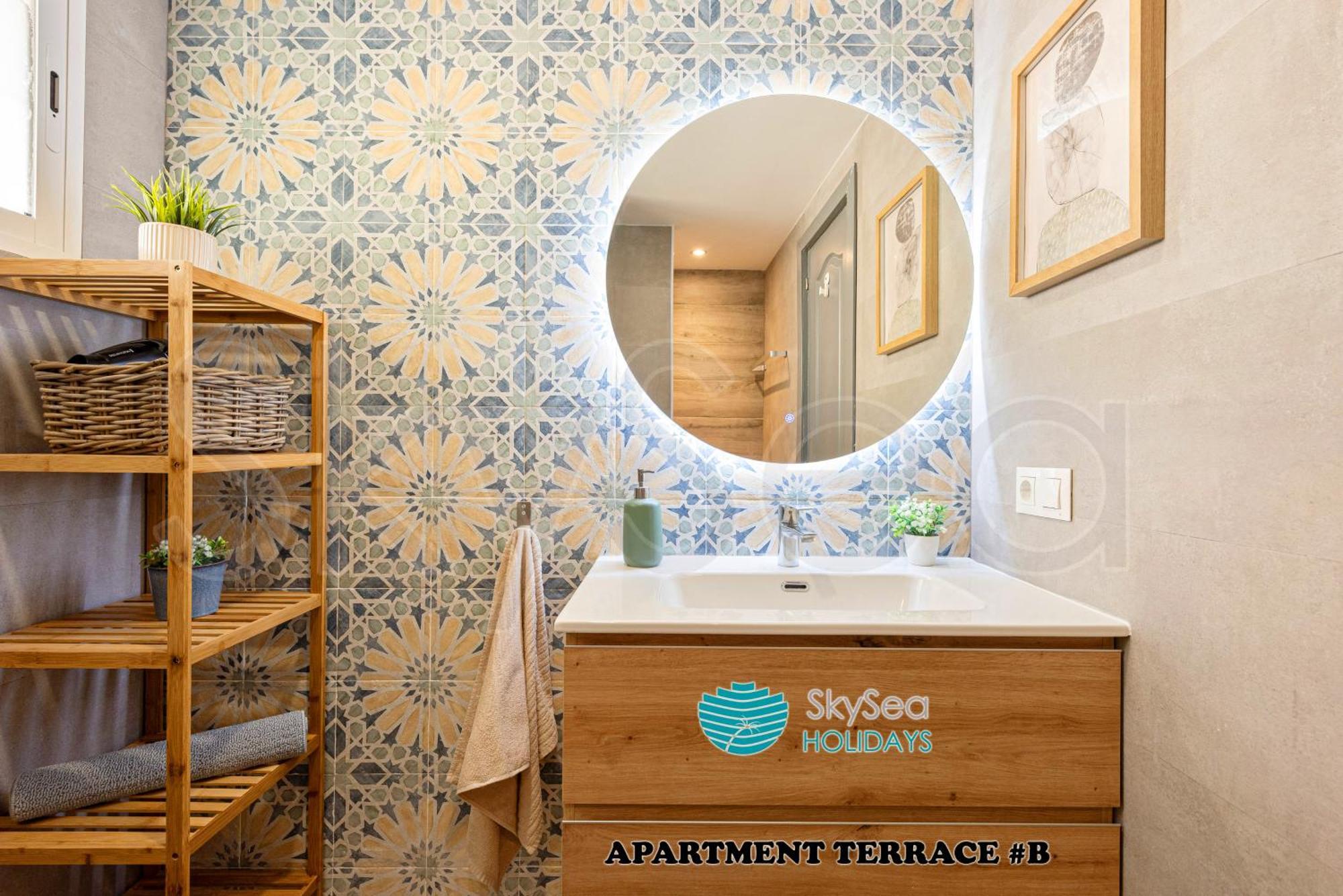 Skysea Benalmadena Puerto Marina Apartment Exterior photo