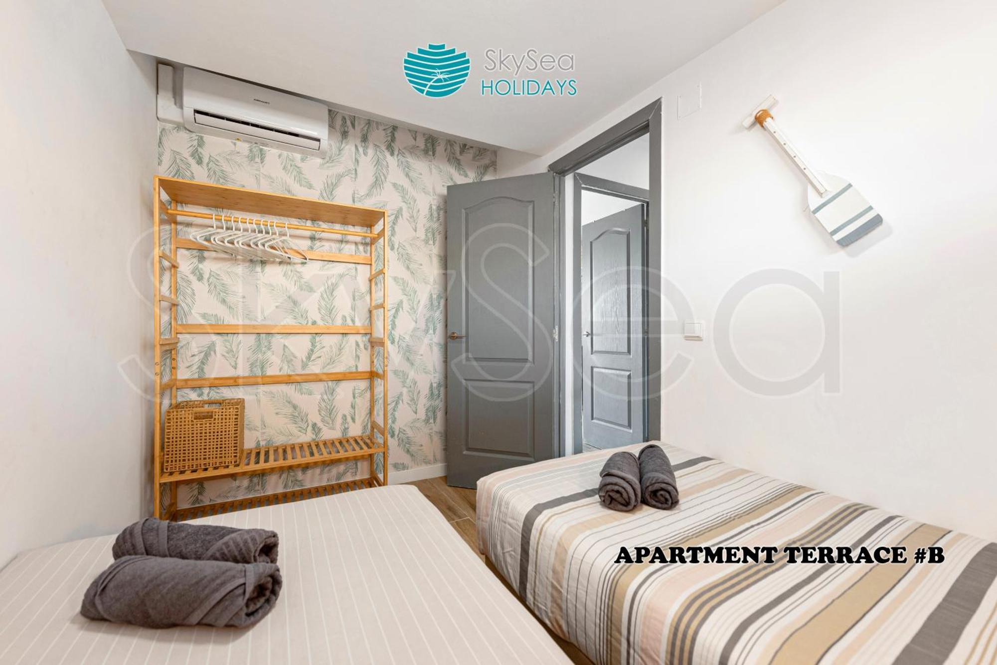 Skysea Benalmadena Puerto Marina Apartment Exterior photo